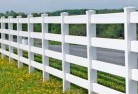 Breakfast Creekrail-fencing-2.jpg; ?>